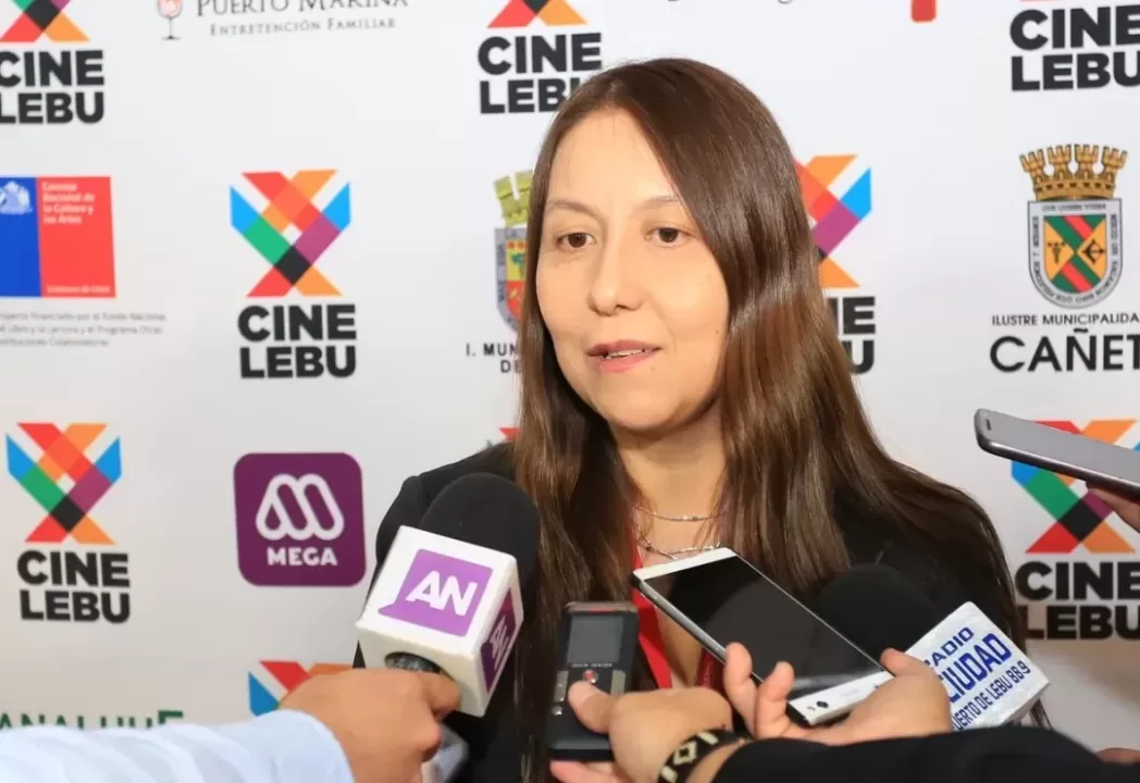 Claudia Pino, directora del Festival de Cine de Lebu: “Las empresas se involucran muy poco en la cultura“.